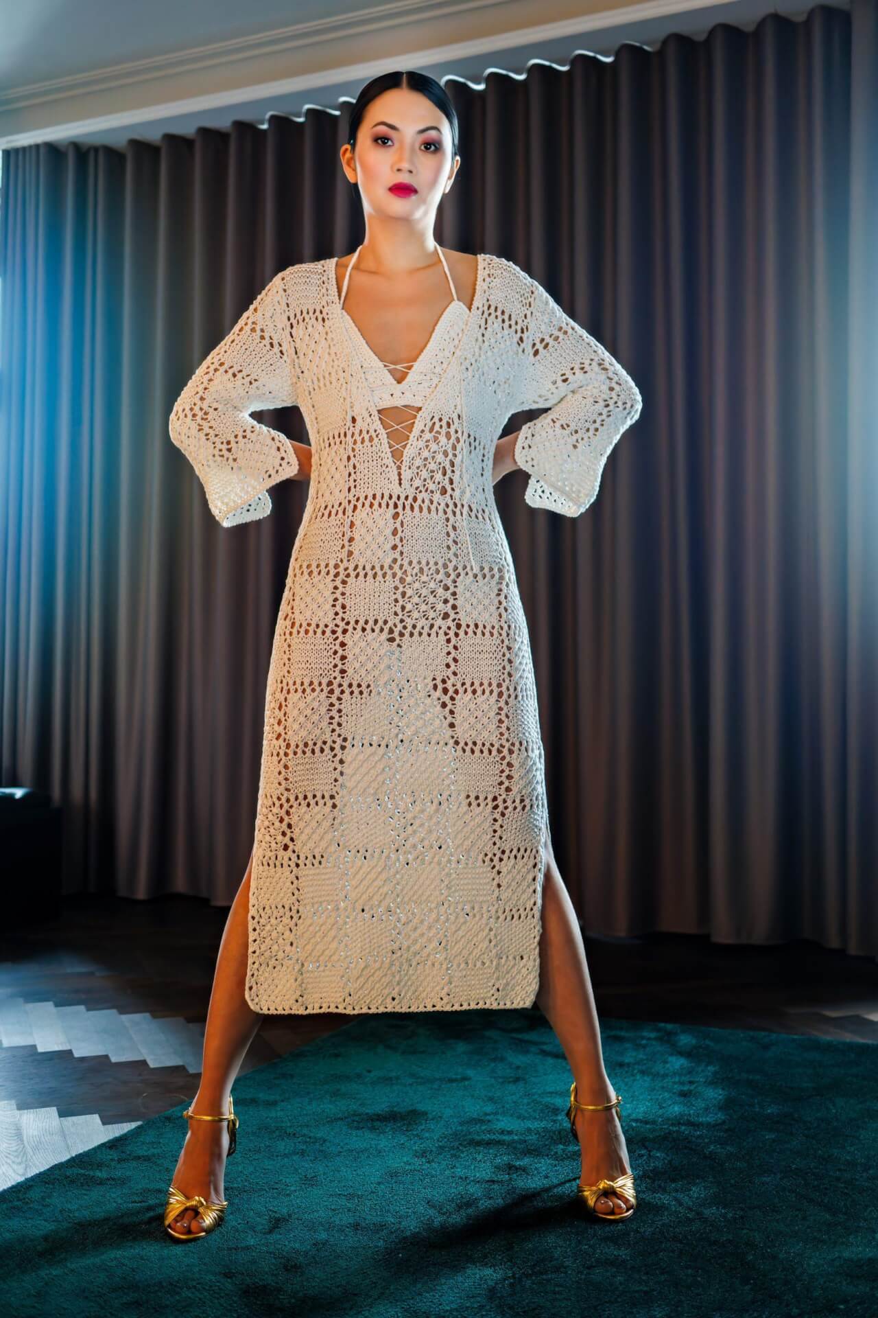 Handstrick BH, Bra, Top in creme, gehäkelt , lange Schnürung auf dem Rücken