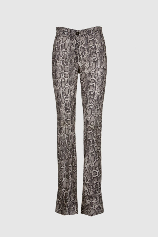 Hose in einem Animal Print