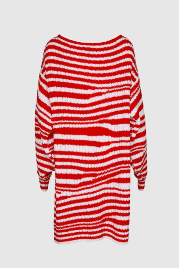 Oversized Pullover in Rot-Weiß – Weicher Strick für stilvolle Looks – Bild 2