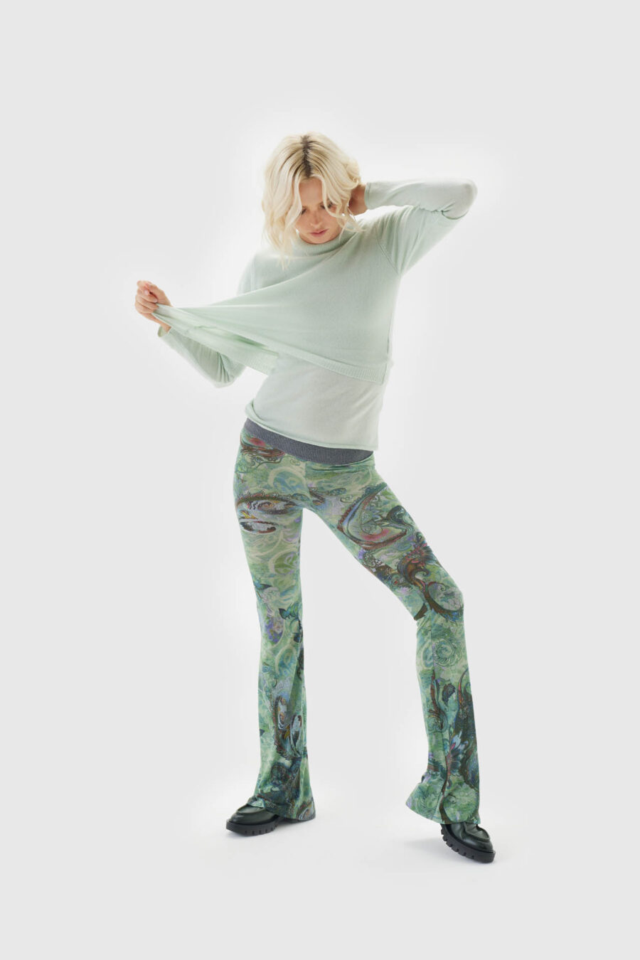 schmaler Pullover aus reinem Kaschmir in lindgrün - Hose Paisley Print Grün