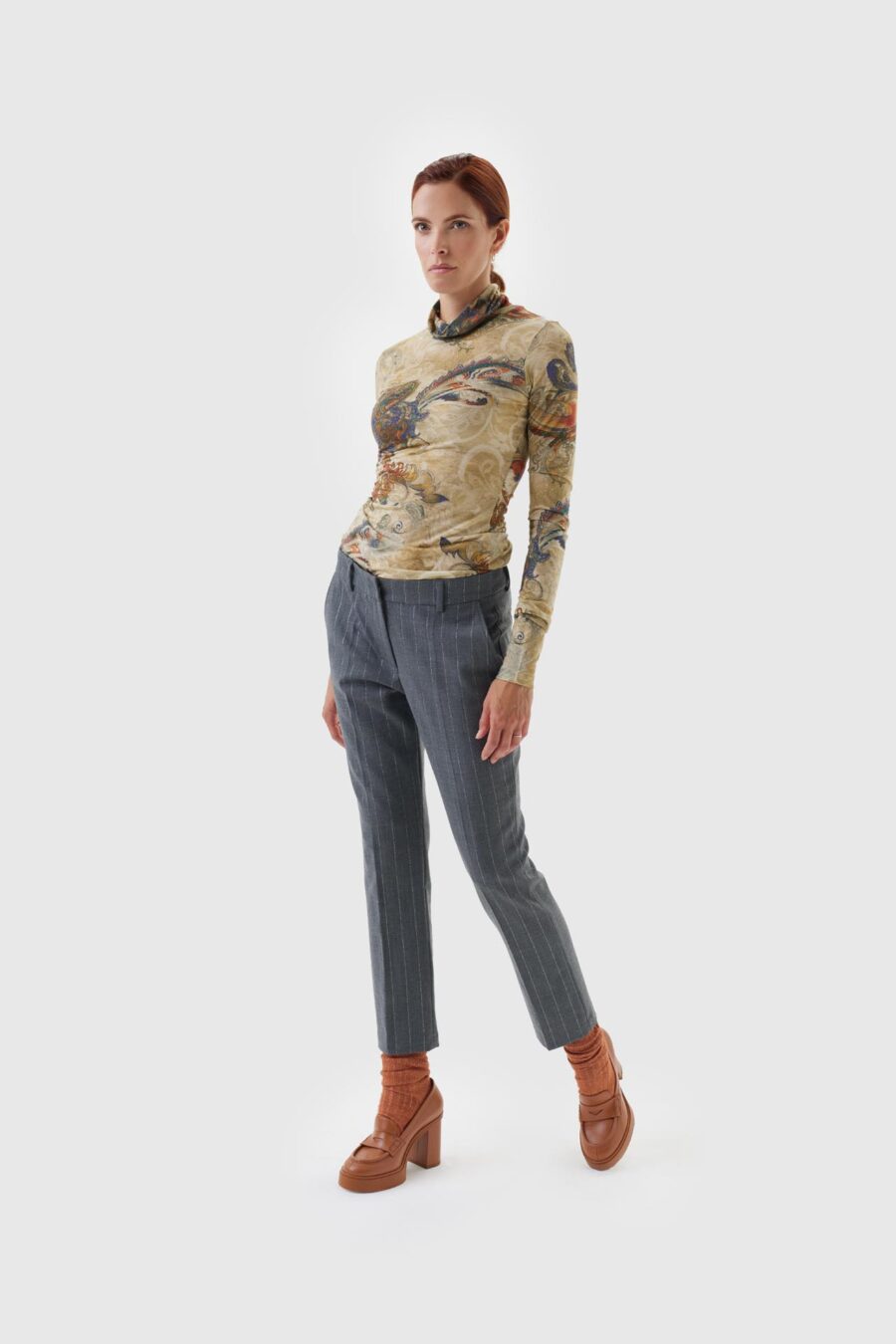 Cremefarbenes Shirt mit Paisley Druck Damen