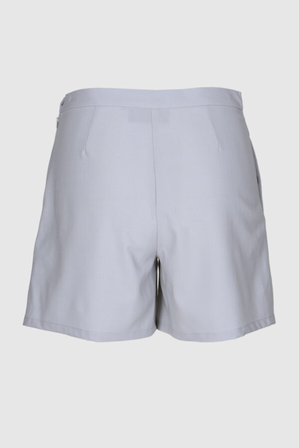 Minimalistisches Design -  Shorts in Blau-Grau – Bild 4