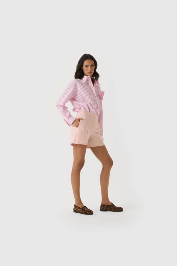 Gestreifte Oversized-Bluse in Pink und Rot – Bild 3
