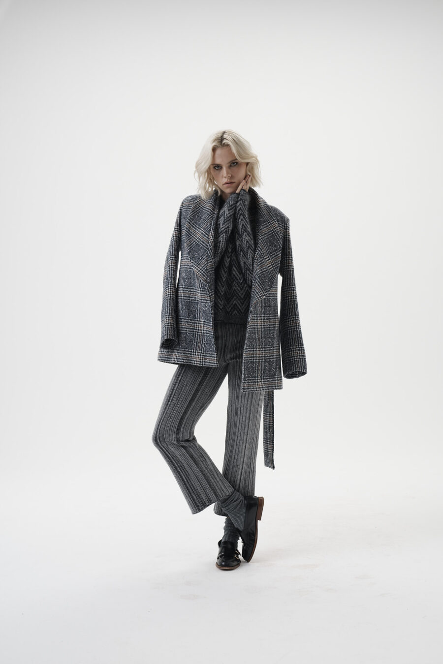 Jacke mit festem Webpelzkragen, Wolljacke, Bindegürtel