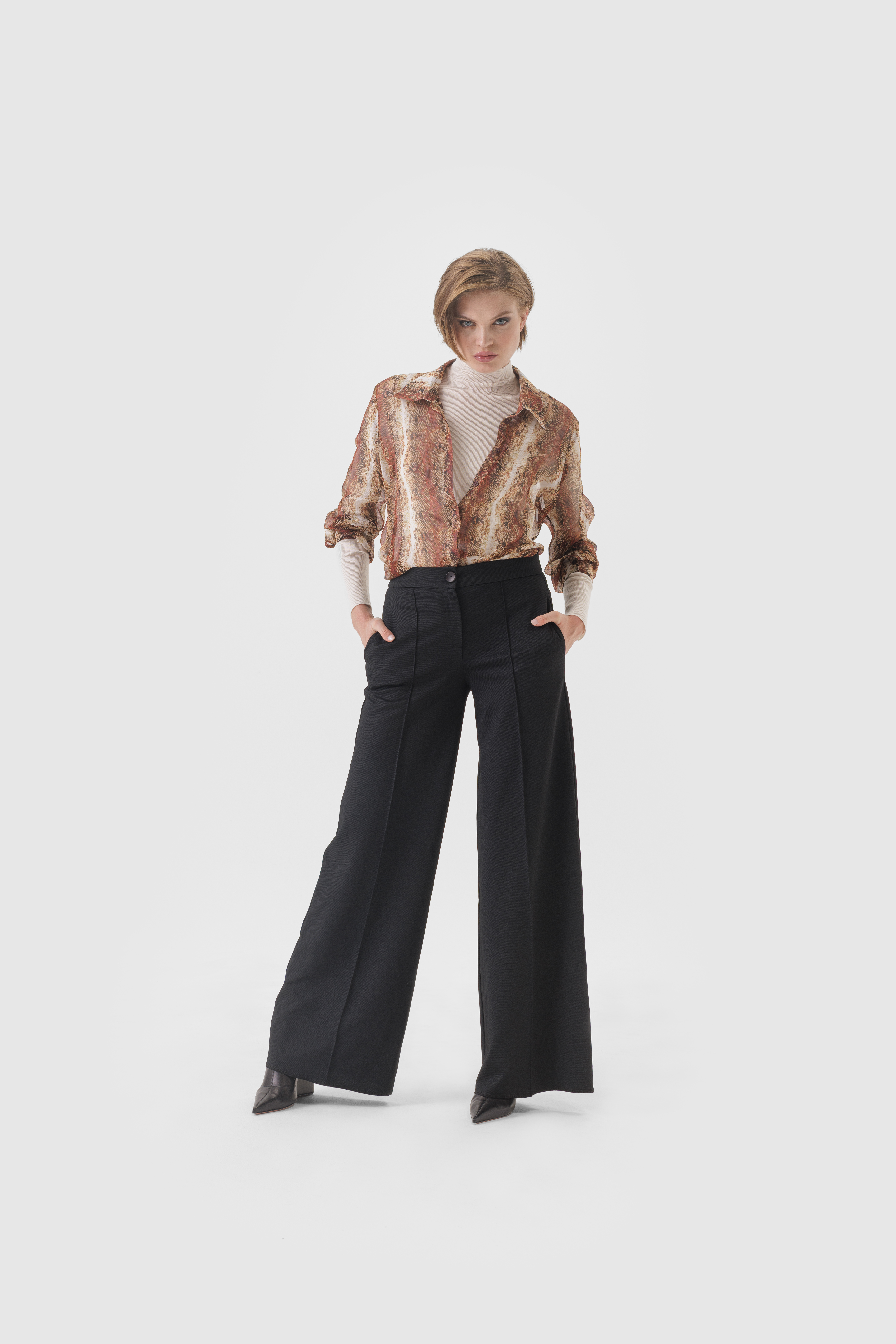 Hose, weite Hose, Hose hüfthoch, schwarz blaubordaux, beige, camel, Wollhose, Hose aus Wolle